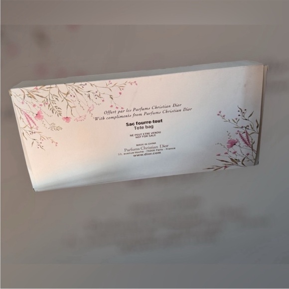 Dior tote - Picture 10 of 14